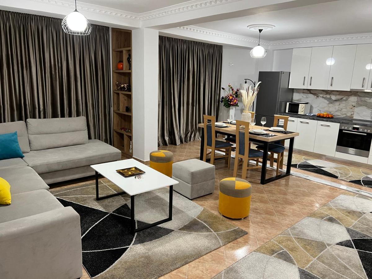 Daily Rent Apartment City Center Elbasan 6 Exterior photo