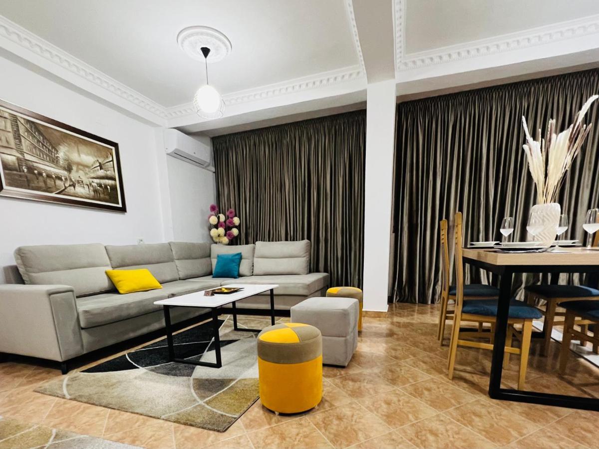 Daily Rent Apartment City Center Elbasan 6 Exterior photo